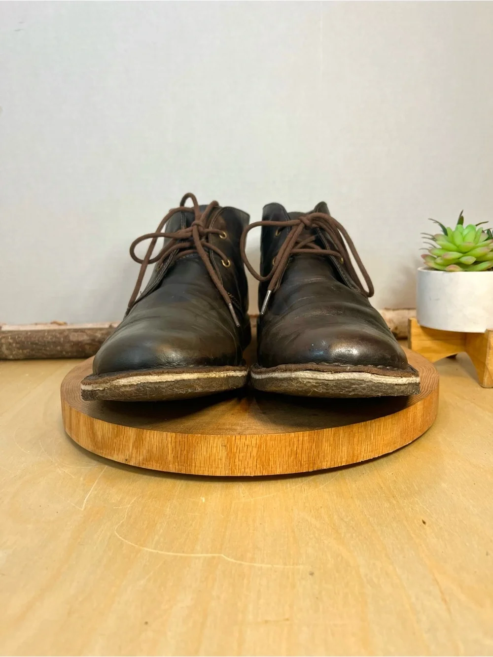 UGG | Leighton Men's Leather Chukka SN 3275 Size 11 Brown